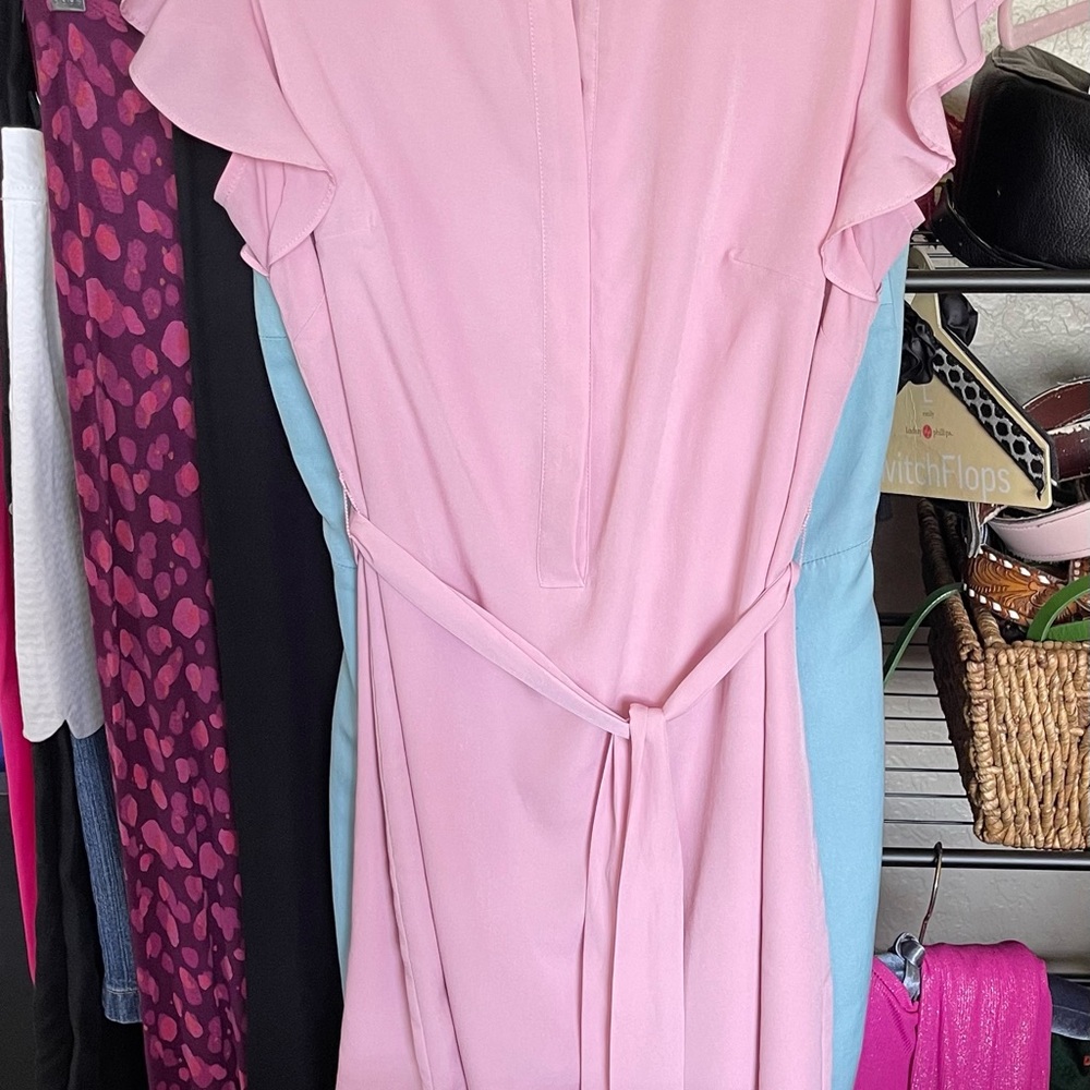 Ann Taylor, blush pink, midi dress, flutter sleeve and hem, self belt, Size 6